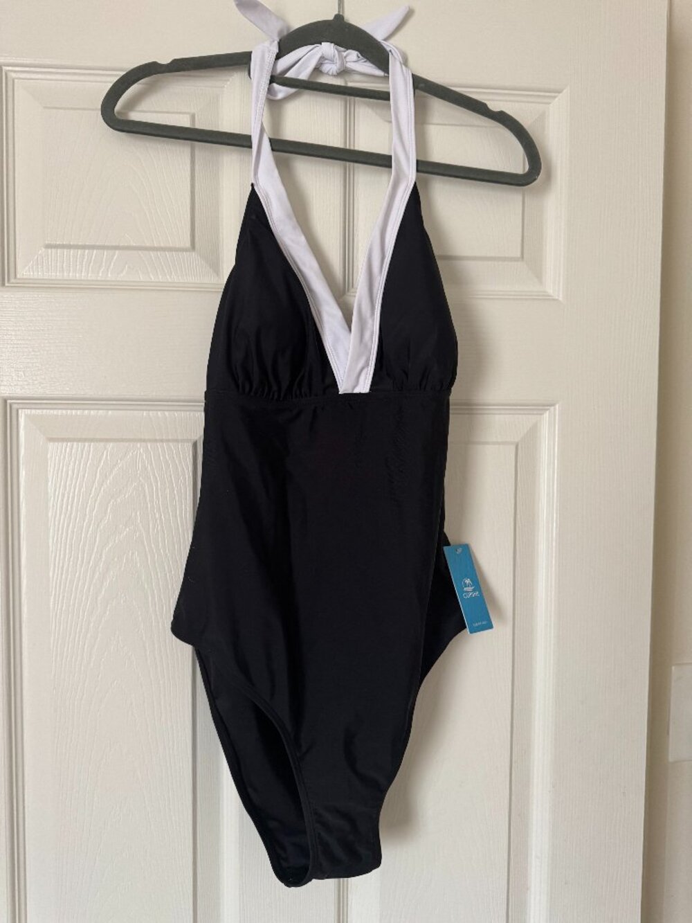 NWT - Cupshe Swimsuit - Tummy control one piece - sz L